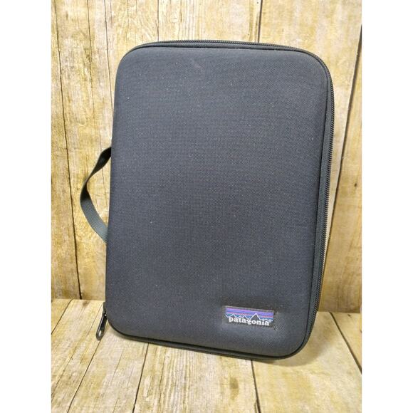 Patagonia All Reader Kindle iPad Hard Case - Picture 1 of 5